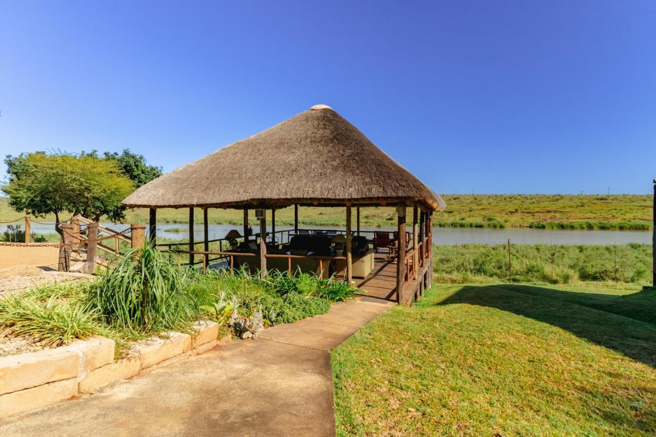 Crocodile Bridge Safari Lodge Komatipoort Exterior photo