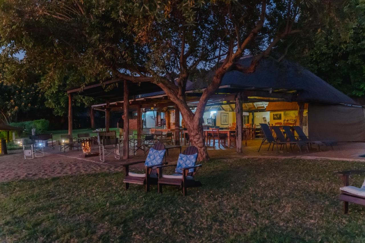 Crocodile Bridge Safari Lodge Komatipoort Exterior photo