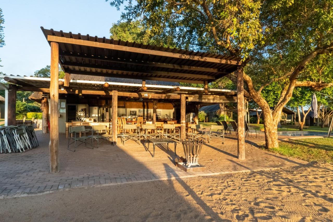 Crocodile Bridge Safari Lodge Komatipoort Exterior photo