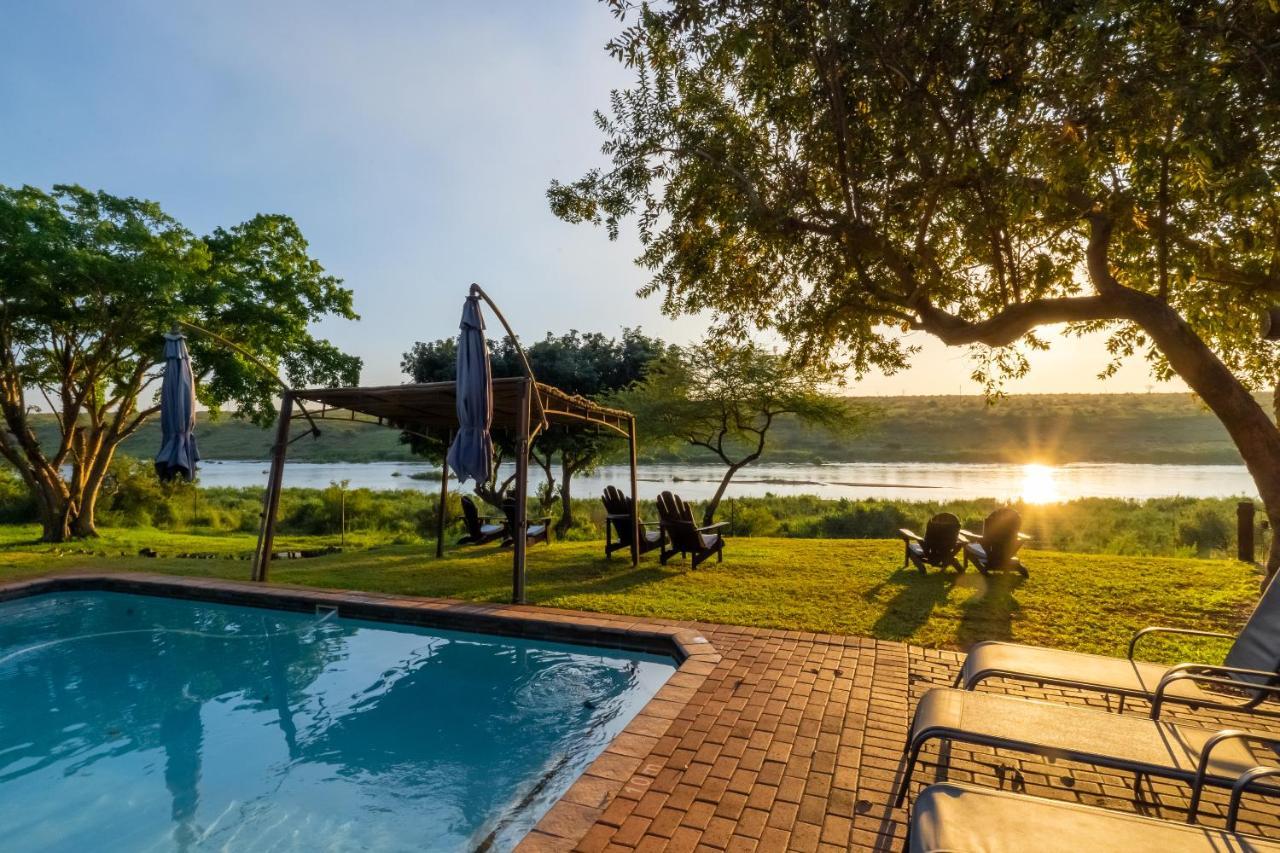 Crocodile Bridge Safari Lodge Komatipoort Exterior photo